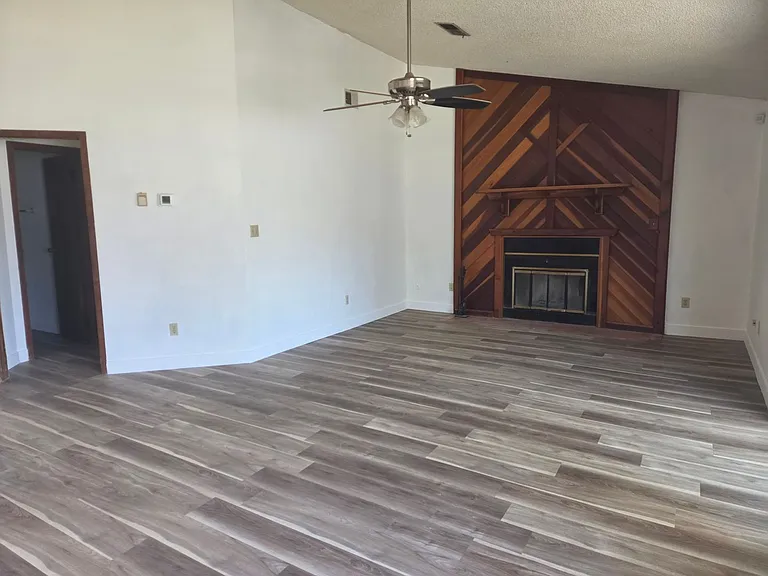 1504 W Mann Ave #619 — Photo 3