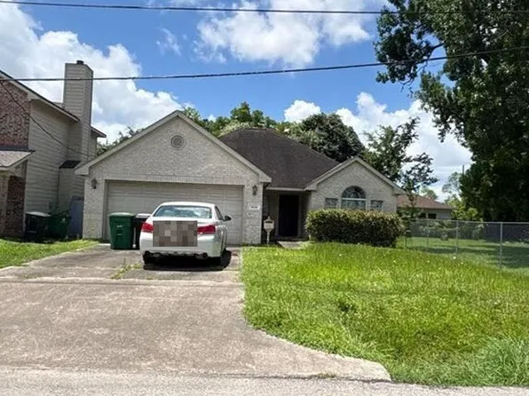 3926 McKinley St, Houston, TX 77051