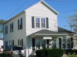 606 S Maple St, Effingham, IL 62401