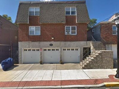161 18th St, Union City, NJ, 07087