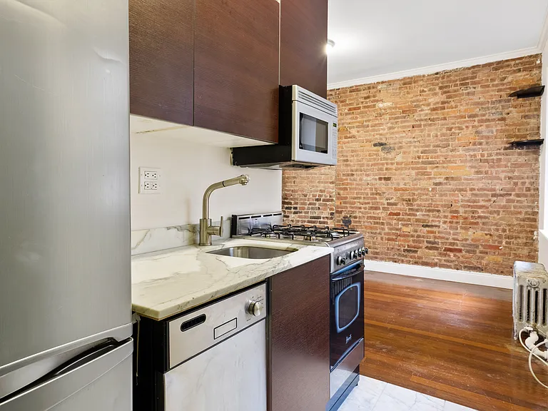 380 Broome St #11 — Photo 1