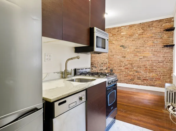380 Broome St APT 11, New York, NY 10013