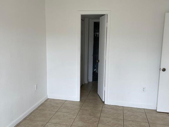 3rd image of 9360 Fontainebleau Blvd