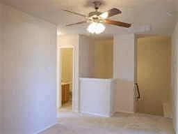 4th image of 15854 Whiteglade Ln