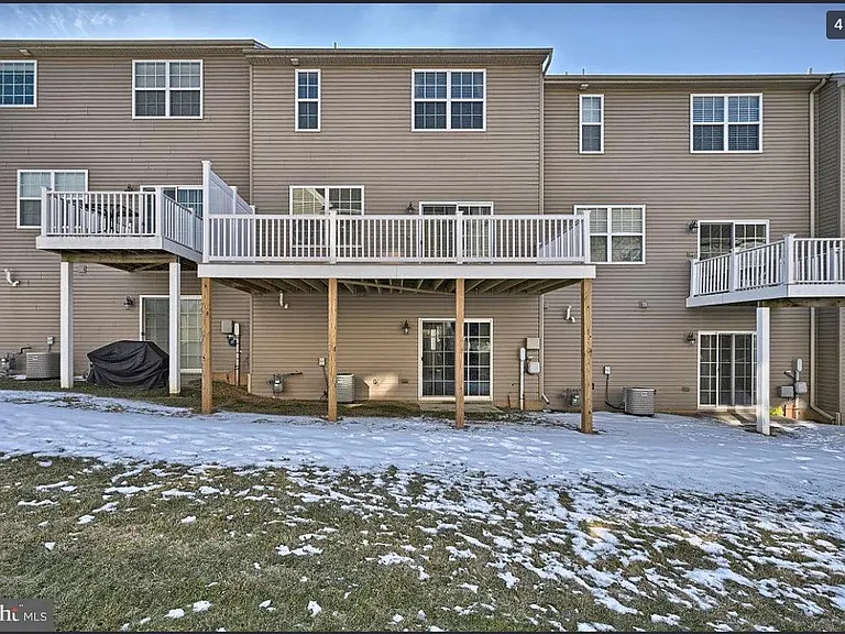 22 Indiana Cir — Photo 5
