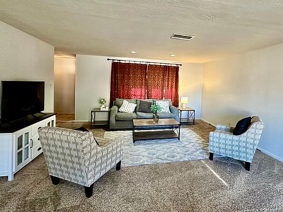 2nd image of 2102 Culver Dr