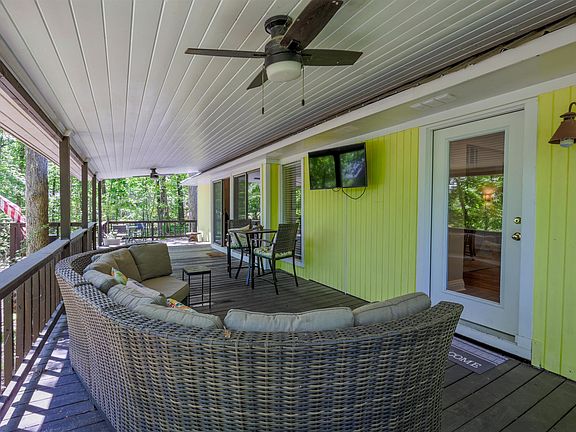 3rd image of 380 Yellow Creek Ln