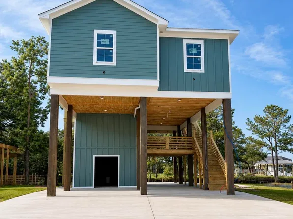 4199 20th Ave, Bay Saint Louis, MS 39520