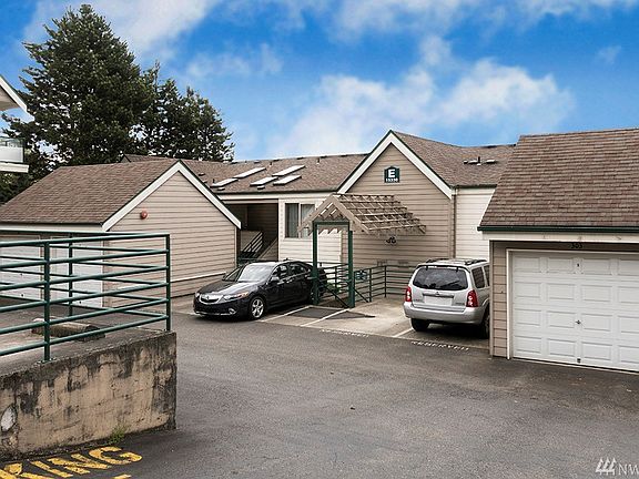 2nd image of 15330 Sunwood Blvd APT E301