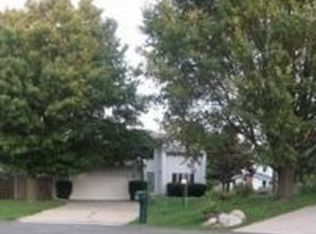 4 Joyce Ln, Champaign, IL