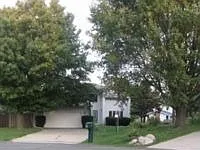 4 Joyce Ln photo 1