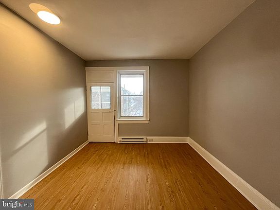 2nd image of 4417 Walnut St #3F