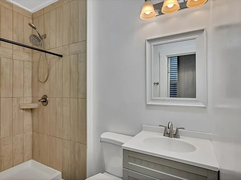 57 1/2 Saratoga Ave #1N — Photo 18