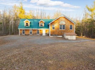 703 Smithfield Rd, Belgrade, ME 04917