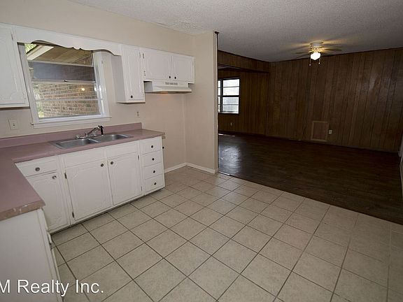 5th image of 4028 Kerwin Dr