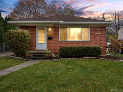 22743 Brookdale St, Farmington, MI, 48336