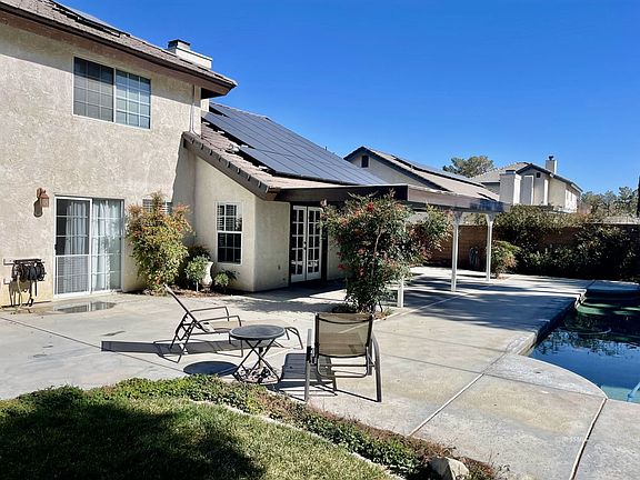 2nd image of 125 W Mojave Rose Ave