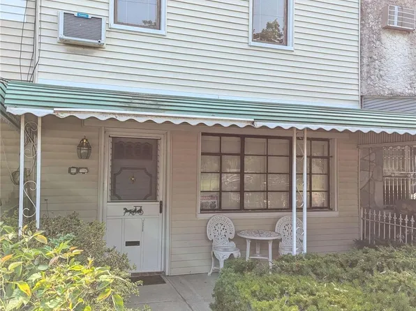 150-26 Booth Memorial Avenue, Flushing, NY 11355