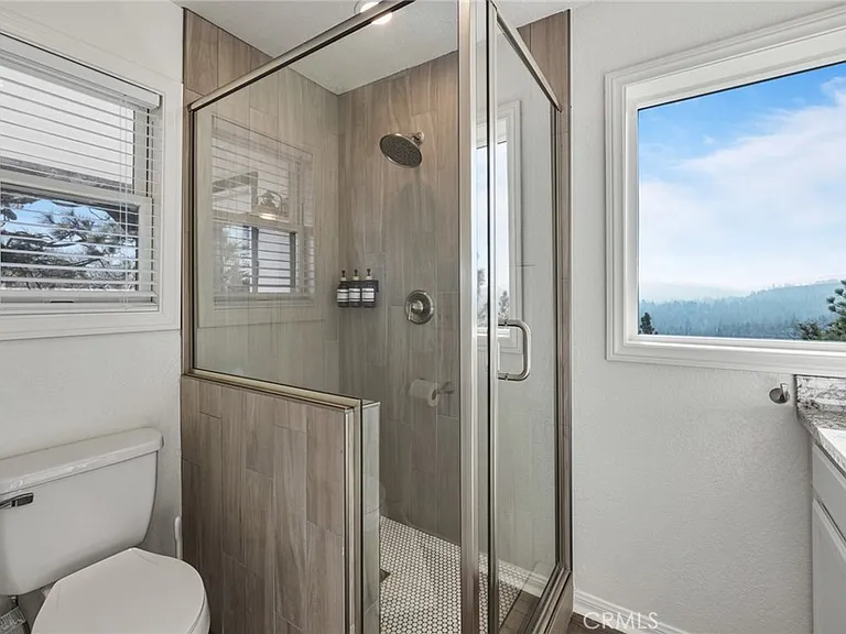 27775 Matterhorn Dr — Photo 15