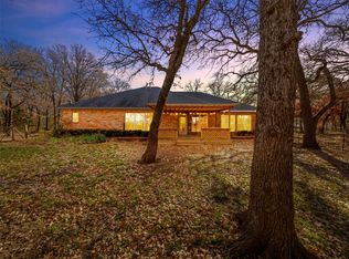 262 Wolf Front Rd, Van Alstyne, TX 75495