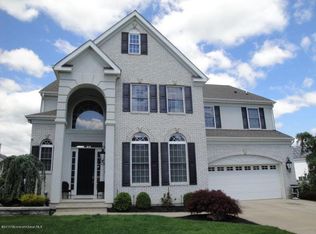 45 Bracken Ct, Howell, NJ 07731