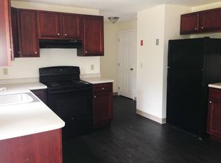 12A Dugout Rd, Hudson, NH 03051