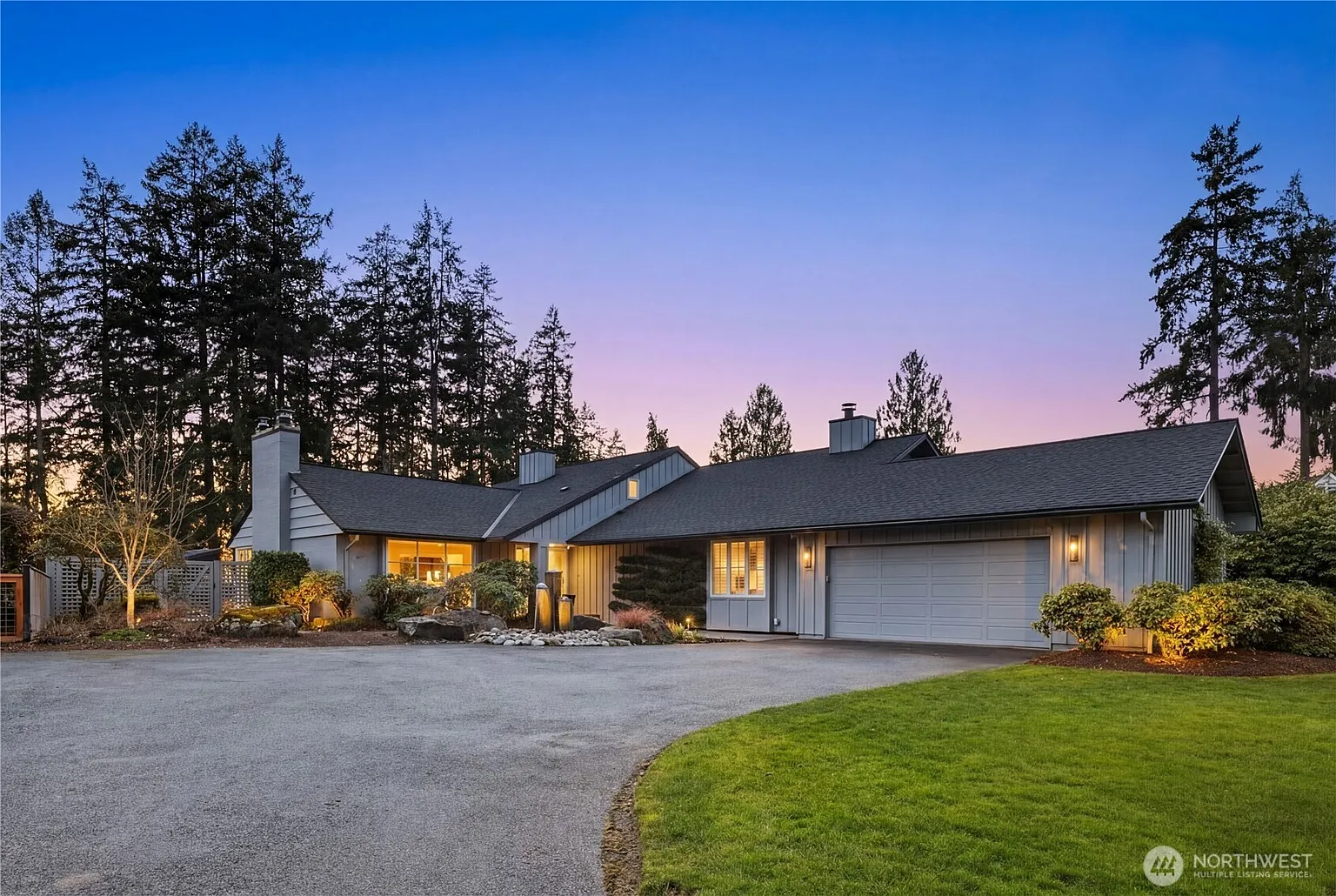 27 Forest Glen Lane SW photo 1
