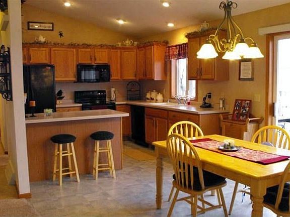 4th image of N6029 Joseph Dr