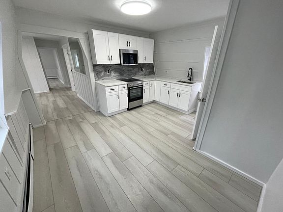 2nd image of 82 Hollingsworth St APT 2