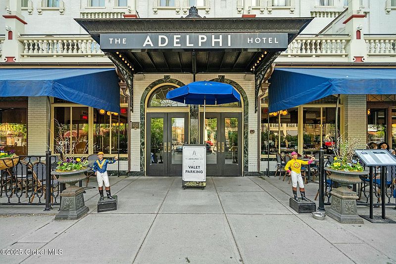 3rd image of 19 Washington Street #462 C