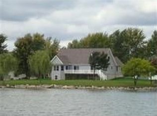 1849 Point Dr, Camden, MI 49232