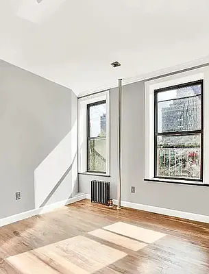 Rented by REAL New York | media 10