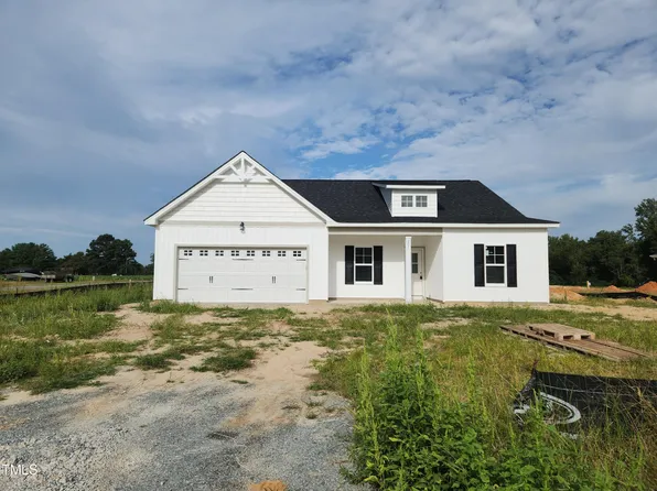 201 Johnson Ridge Way, Four Oaks, NC 27524