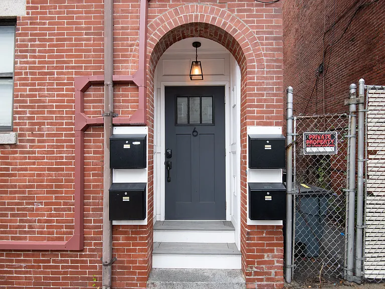 6 Monmouth St #202 — Photo 13