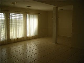 3rd image of 1640 Briarwyck Dr