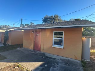 1225 Wells Ave, Tavares, FL 32778