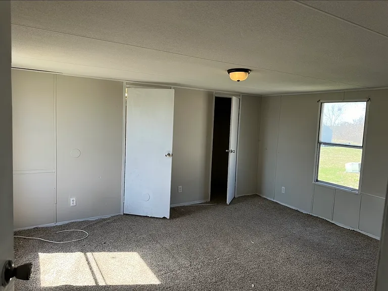 446 Loose Creek Hwy #16 — Photo 7