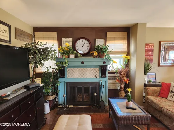 6 Holly Acres Drive, Brick, NJ 08723