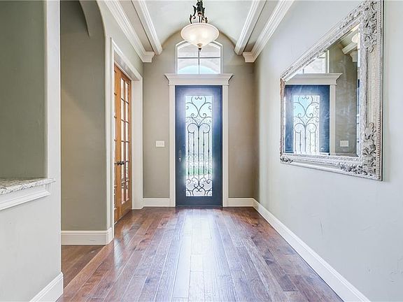 3rd image of 2306 Marseilles Ct
