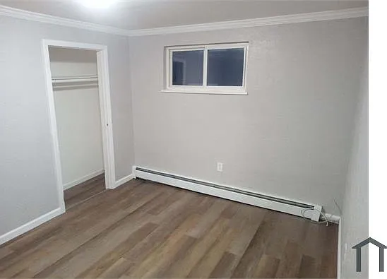 3 bed, 950 sqft, $1,900 — Photo 1