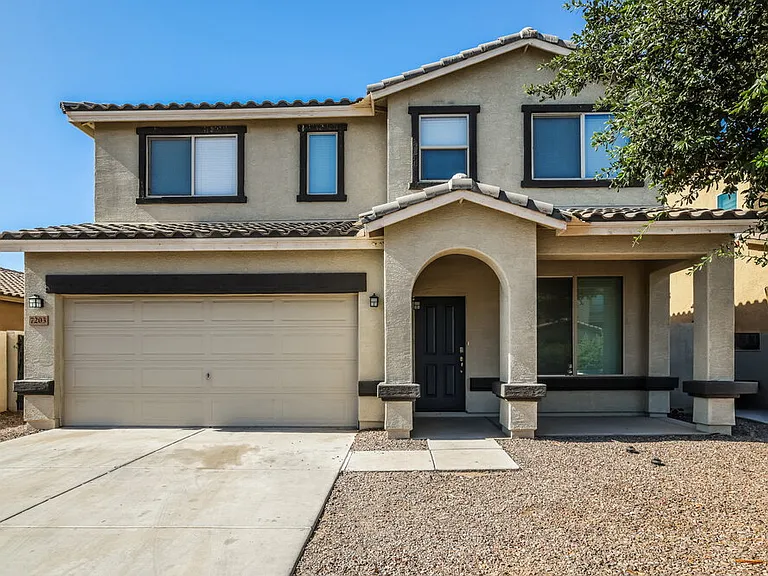7203 W Illini St — Photo 1