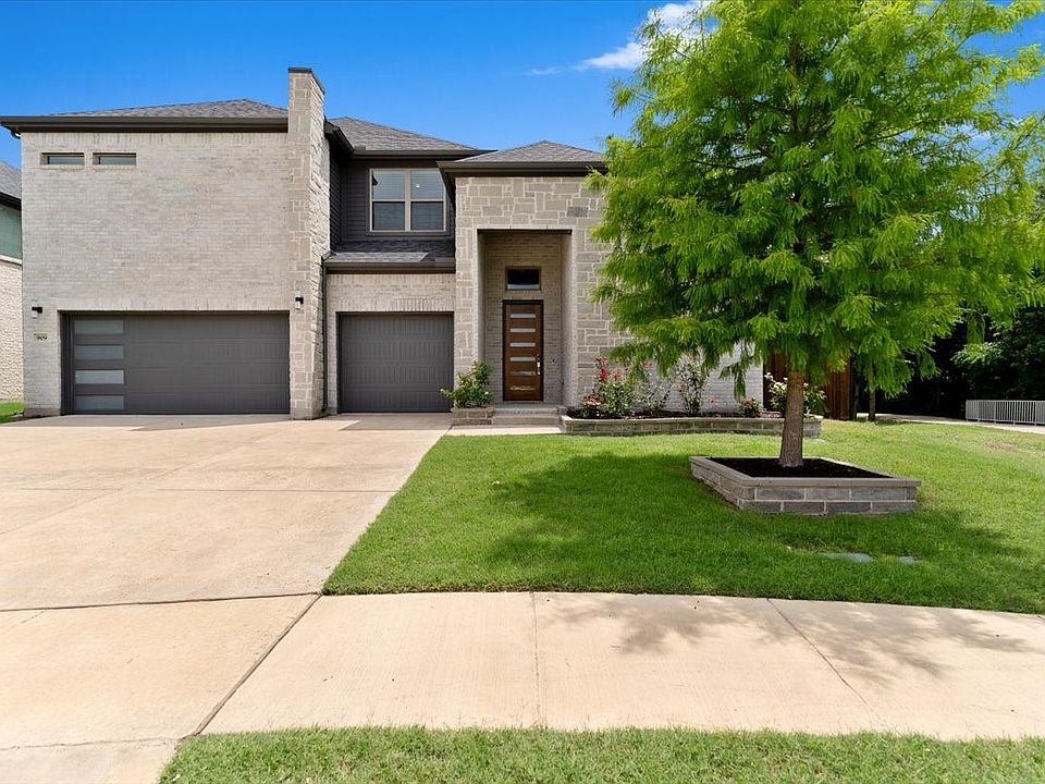 1st image of 909 Mercer Dr