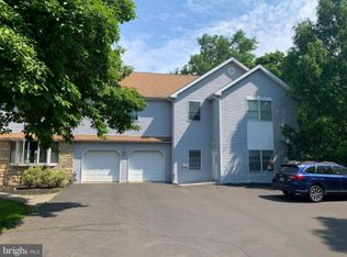 691 Washington Crossing Rd, Newtown, PA 18940