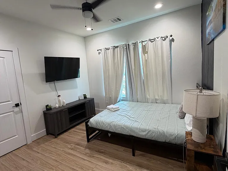 3105 McIlhenny St — Photo 33