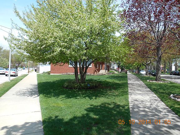 5th image of 6516 N Oshkosh Ave