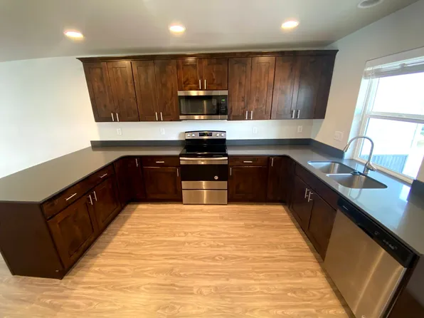 1095 North 14th Avenue, 1095 N 14th Ave Unit D, Bozeman, MT 59715