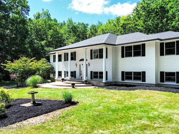 155 Valley View Dr, Factoryville, PA 18419
