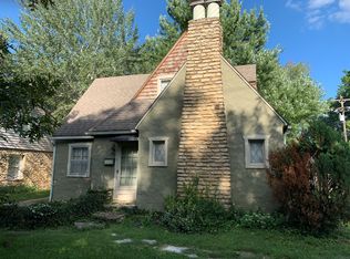 1532 SW Oakley Ave, Topeka, KS 66604