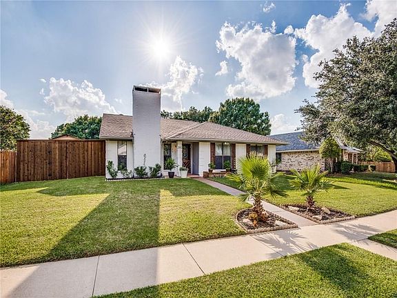2nd image of 2913 Guinevere Dr