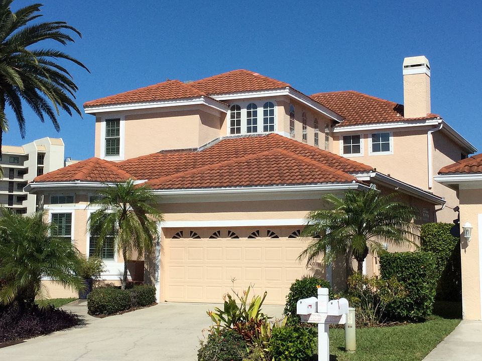 1st image of 130 Sand Key Estates Dr